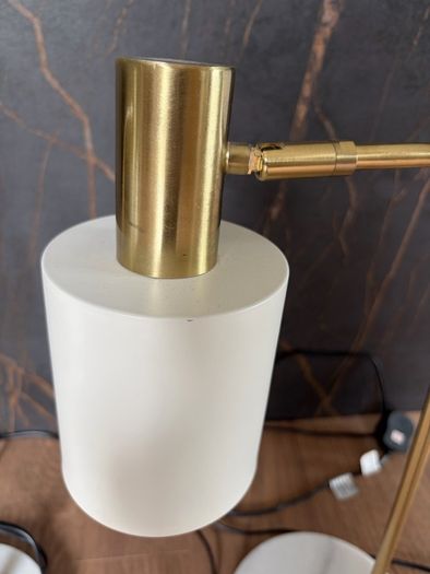 2 Desk lamps