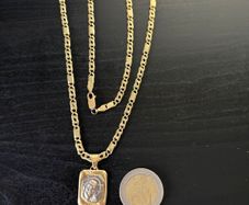 18k / ct gold chain / necklace with pendant
