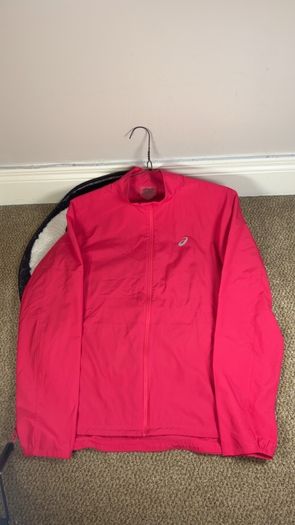 Asics Running Windbreaker