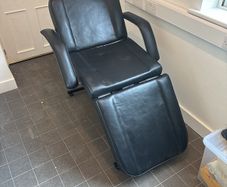 Beauty Treatment Bed/ Massage Table/ Tattoo Couch
