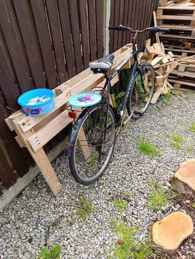 Free Wooden Pallets