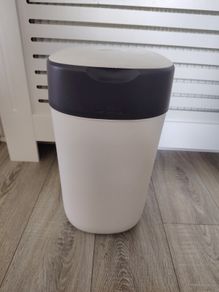 Tommee Tippee nappy bin