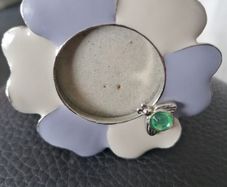 small russ flower photo frame with bee rinestone