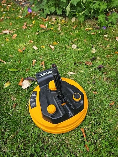 patio and wall cleaner