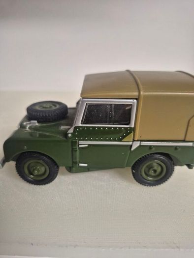 Britains deetail land rover & ww2 soldiers