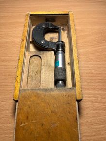 External Micrometre