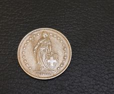 1982 One Franc Switzerland Coin Low Mintage Key Date Suisse