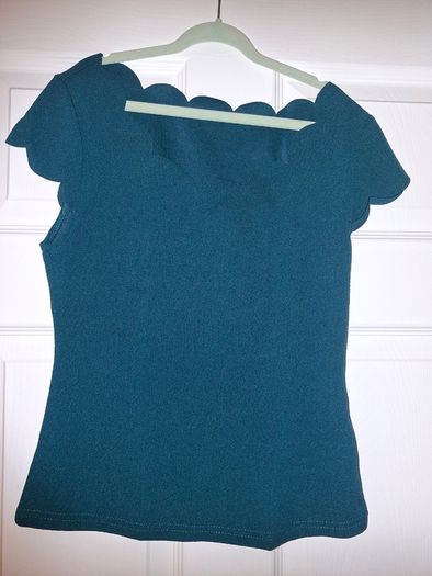 3 brand NEW tops, size S
