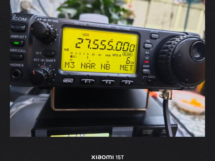 Icom ic-706 MK1 Amateur Transceiver