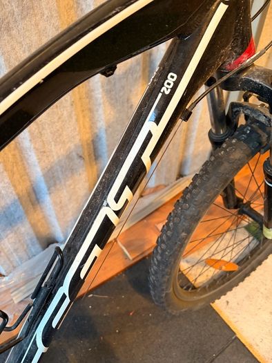 Felt mountain bike