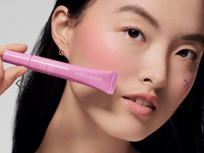 Estee Lauder Futurist Blushmaker
