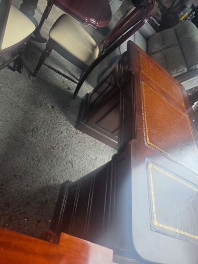 Mahogany partners desk+ captains chair