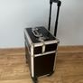 makeup trolley case Image 3