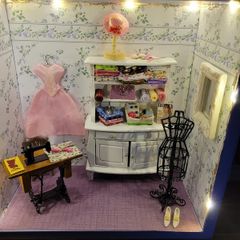 Diorama / Roombox Miniature scene sewing room