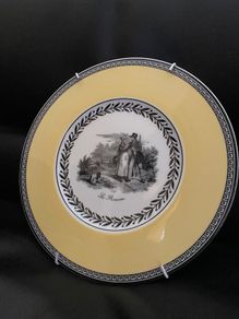 Villeroy & Boch - wall hanging plate 17.5cm diameter FREE NATIONWIDE DELIVERY.