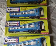 Kitmaster 00 gauge train kits