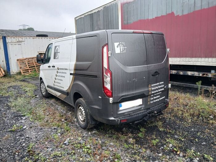 Ford Transit custom 2021