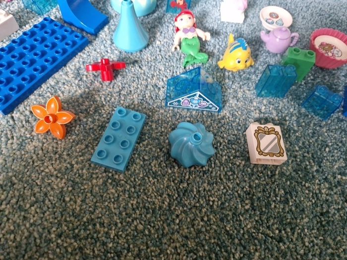 Duplo selection including Little Mermaid