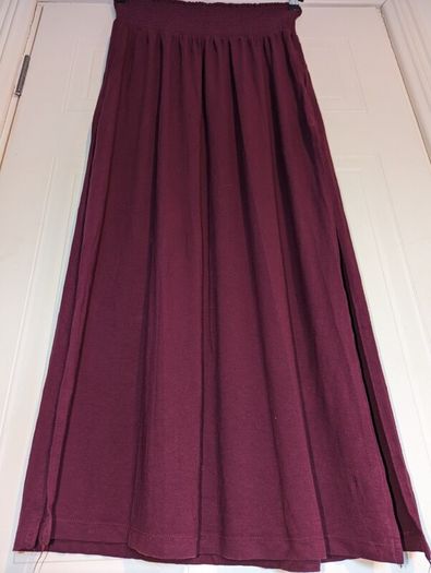 Perfect for Summer. gorgeous maxi skirt with side slits from H&M. Could also be worn as a strapless dress
