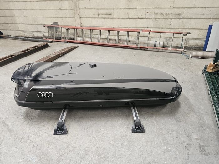 Audi Q7 Roof box and Cross Rails 310L / Medium