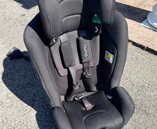 NUMA Car seat - Excellent Condition