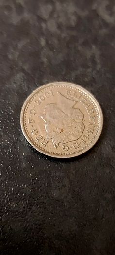 5 x coins,,,sold as is ,see pictures for condition, price includes post to anywhere in Ireland thank you, for the 5