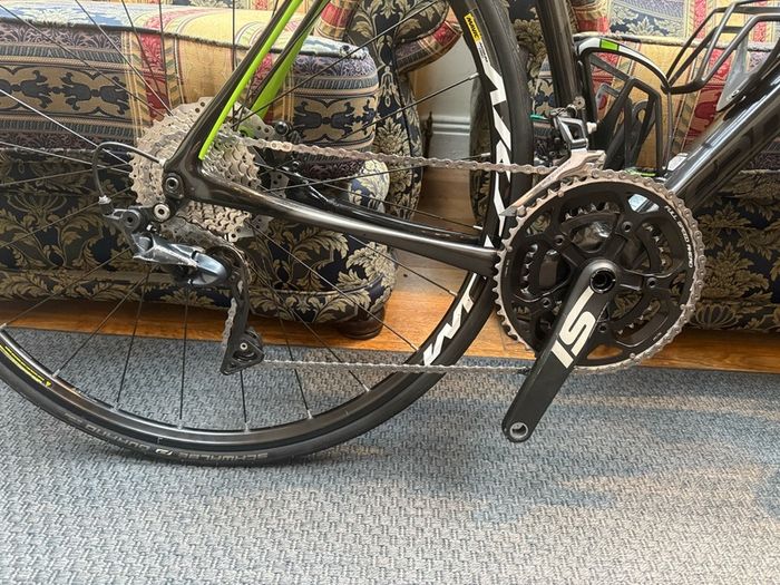 Carbon bike Cannondale Synapse size 56