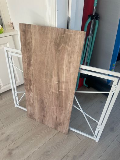 Fold up desk