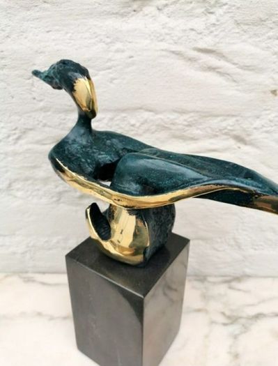 Sculpture Of A Sitting Lady (32cm, 4kg) - Bronze, Marble, Signed