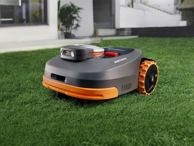Segway Navimow H800e - Robotic Mower