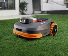 Segway Navimow H800e - Robotic Mower