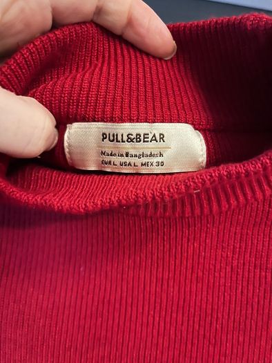 PULL&BEAR deep red knitted jumper size 8