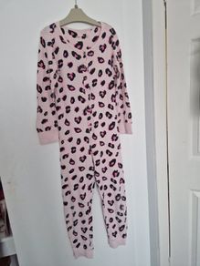Clothes for girl size 9 years