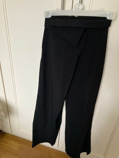 Asymmetrical wide leg trouresr size xs uk 4/6