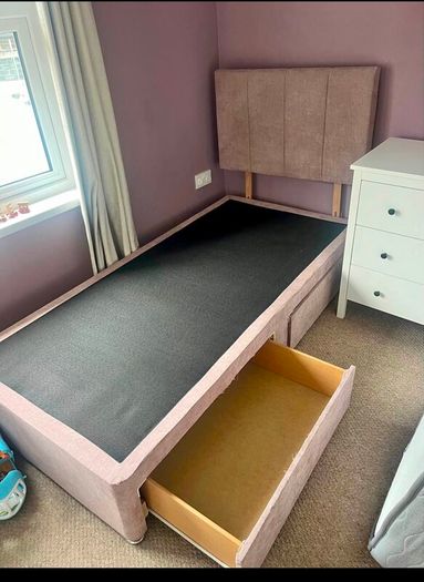 Brand New Stylish Double Divan Beds Instock.. Multiple Headboard Designs And Tufted Memory Foam Mattresses Available