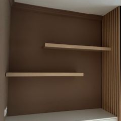 Floating shelves