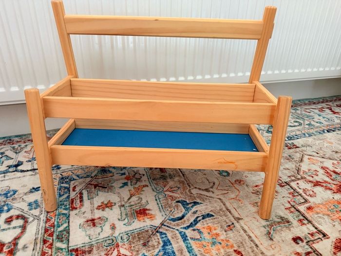Ikea flisat book display