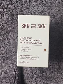 Skin to skin Glow & Go daily moisturiser with mineral spf 30 - 30ml