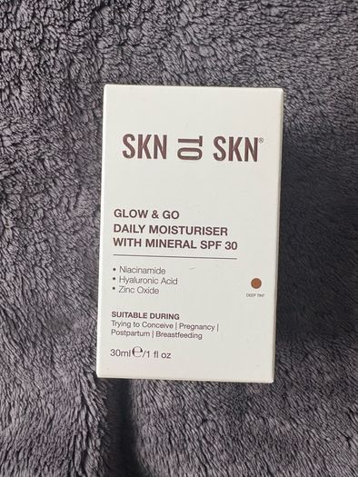 Skin to skin Glow & Go daily moisturiser with mineral spf 30 - 30ml