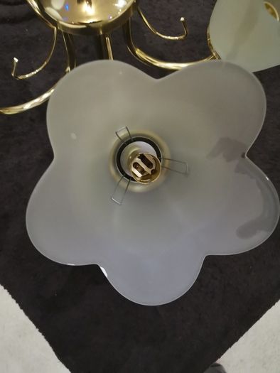 Metallic clour gilden + Glass shaped flushed mount light vintage living room semi flush chandlier with frosted glass shades.