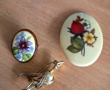 Vintage Brooch Lot