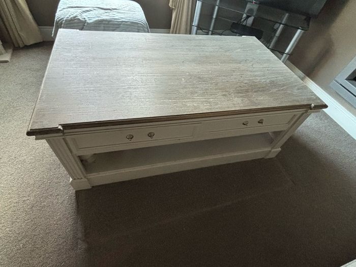 Living room Coffee table
