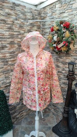 Topshop Womens Multicoloured Floral Rain Coat Size 10 Perfect for festival season
