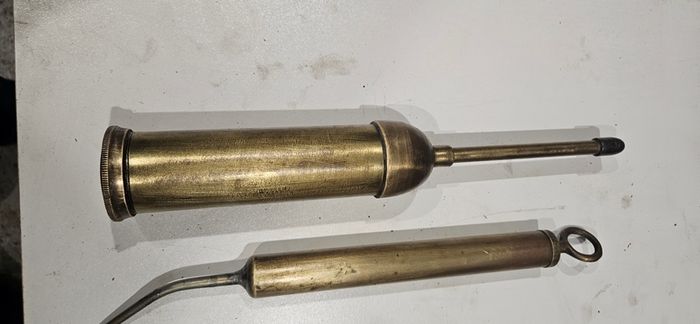 grease guns pumps