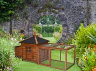 main image for ad West Wing Chicken Coop - 2 birds - Free delivery