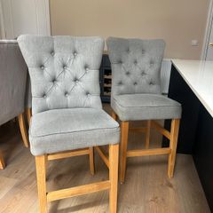 2X Kitchen Stools