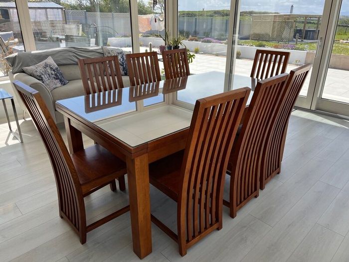 Solid Oak Table & Chairs