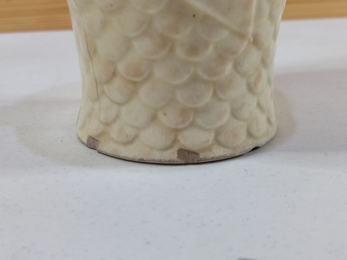 Price Bros Vintage mid-century jug vase cream leaf pattern made in England