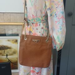 DKNY Tan Pebbled Leather Shoulder Bag - NWOT Excellent Condition