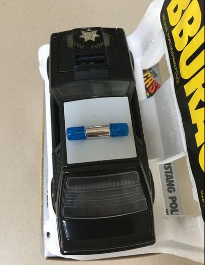 Ford Mustang California Police 1/24 Burago # 2